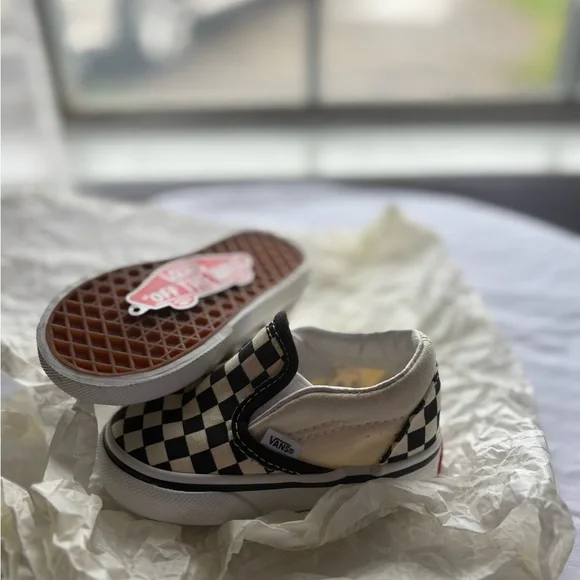 Vans Black and White Baby Walker Shoes - Picture 3 of 4